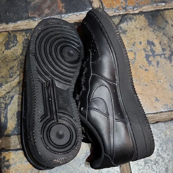 Nike AF 1.  Size 7 Youth - Picture 6 of 11